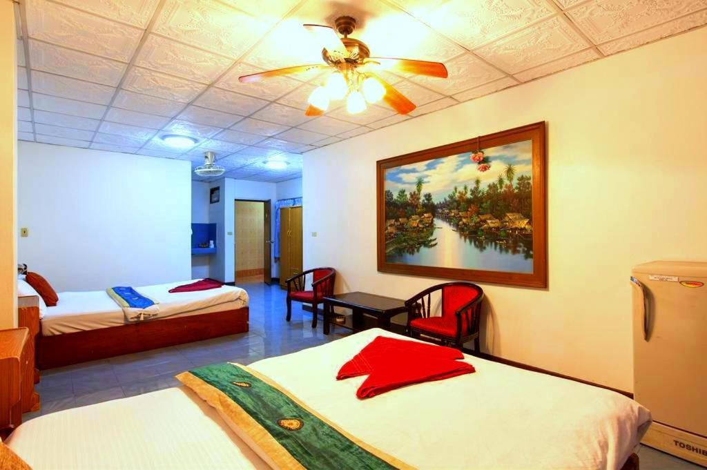 Walking Street Encore Hotel Pattaya Exterior photo